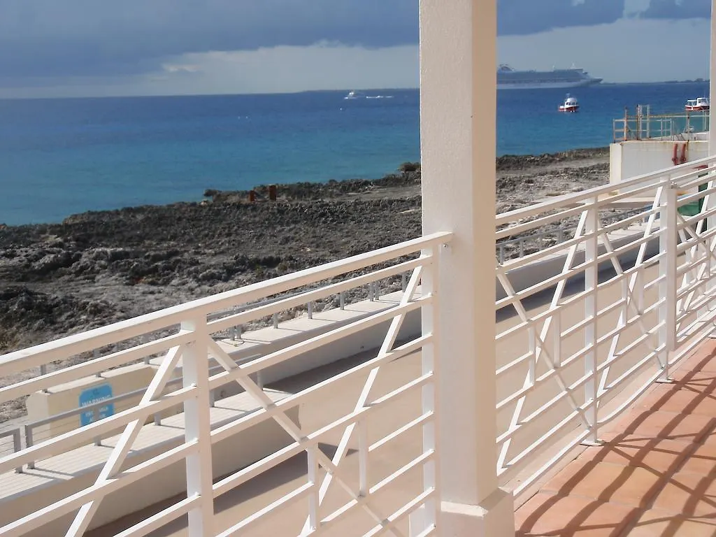 The Riviera, Grand Cayman Hotel George Town 3*,  Cayman Islands